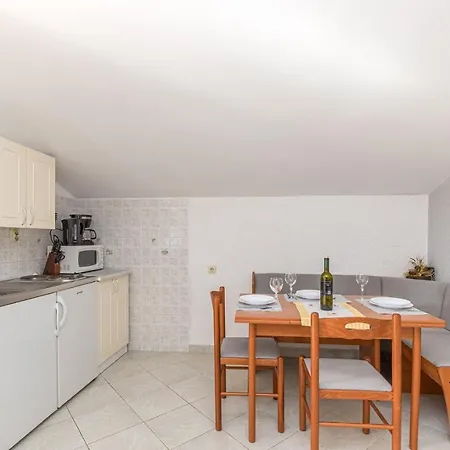 Casa de hóspedes Slavko Cancini *